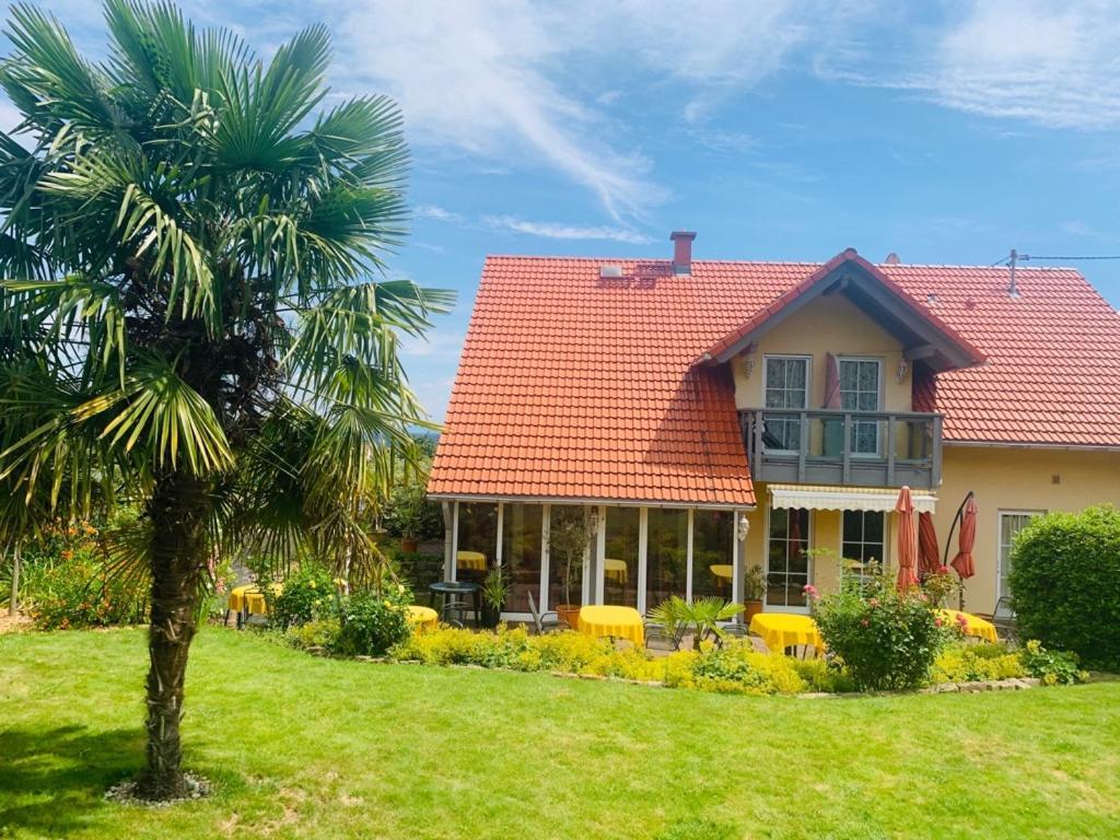 Gaestehaus Helbighof Neustadt an der Weinstraße Dış mekan fotoğraf